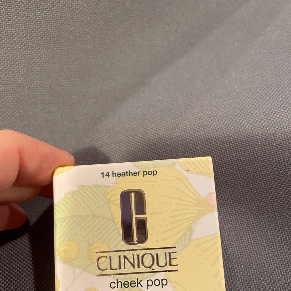 Clinique Cheek Pop Heather Pop 14